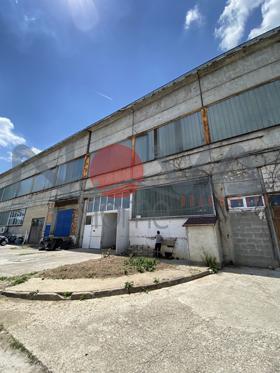 Продажба на складове в град Добрич - изображение 2 