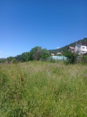 ПАРЦЕЛ, 900 m2 - Holmes.bg ПАРЦЕЛ, 900 m2