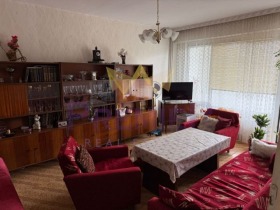 Продава 2-стаен, град Бургас
