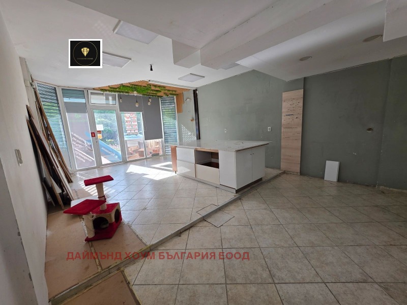 Продава МАГАЗИН, град Пловдив, Тракия • 156000 € • 55227246 1 — Holmes.bg Продава МАГАЗИН, град Пловдив, Тракия • 156000 € • 55227246 1