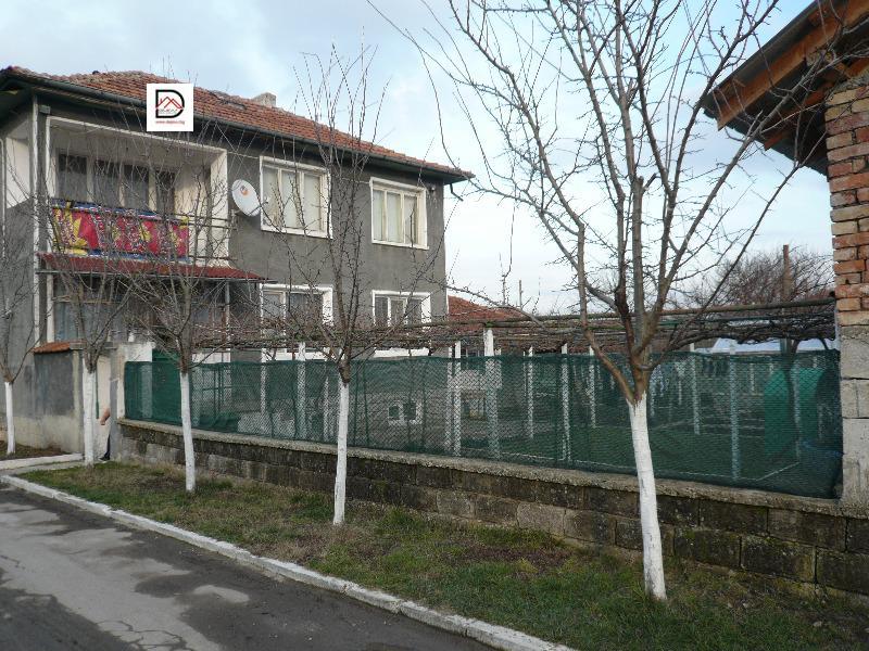 Продава  Къща област Варна , с. Царевци , 242 кв.м | 82983425 - изображение [2]
