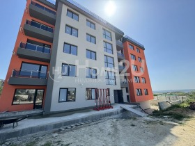 Продажба на двустайни апартаменти в град Варна — страница 9 - изображение 8 