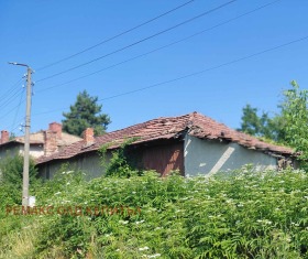 Продава Къща, с. Градище