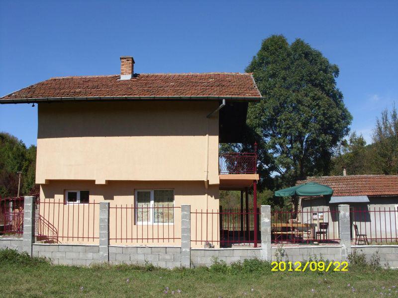 Продава  Къща област Ловеч , с. Сопот , 180 кв.м | 72171930 - изображение [3]