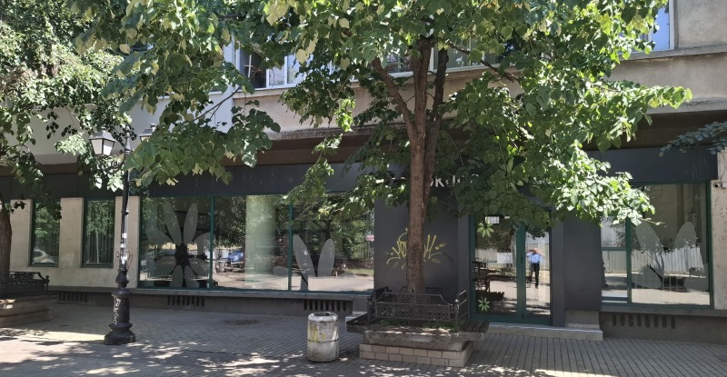 Продава ОФИС, град Русе, Център • 318000 € / 621953.94 лв. • 28040883 1 — Holmes.bg Продава ОФИС, град Русе, Център • 318000 € / 621953.94 лв. • 28040883 1