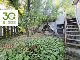 Обява Продава ВИЛА,град Варна, м-т Горна Трака