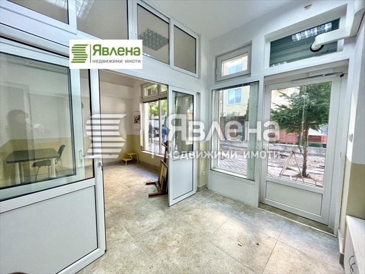 Продава ОФИС, град София, Левски • 120000 € / 234699.60 лв. • 81535508 1 — Holmes.bg Продава ОФИС, град София, Левски • 120000 € / 234699.60 лв. • 81535508 1