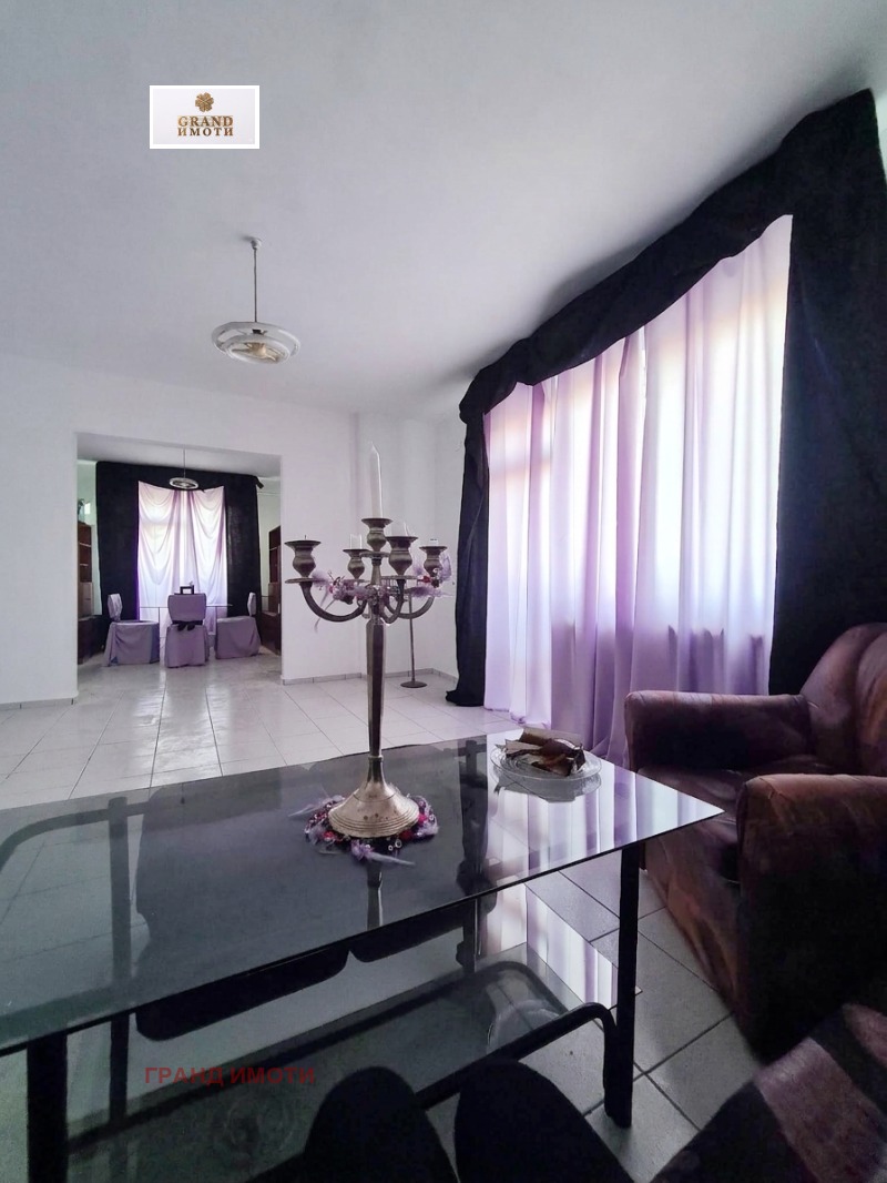 Продава МНОГОСТАЕН, град Разград, Център • 198000 € • 38826540 1 — Holmes.bg Продава МНОГОСТАЕН, град Разград, Център • 198000 € • 38826540 1