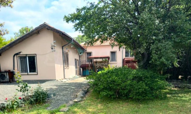 Продава КЪЩА, област Бургас, гр. Карнобат • 75000 € • 72414758 1 — Holmes.bg Продава КЪЩА, област Бургас, гр. Карнобат • 75000 € • 72414758 1
