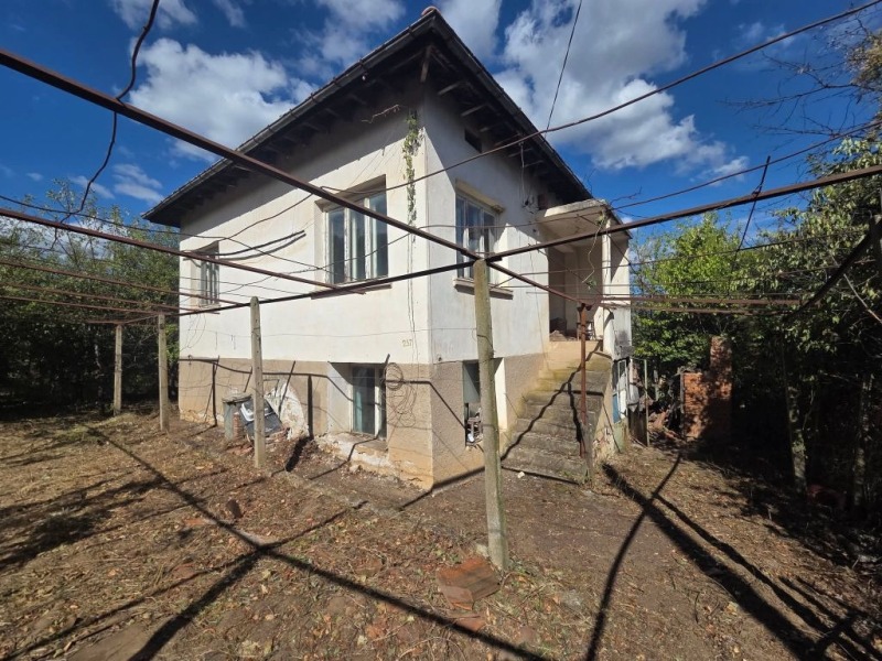 Продава КЪЩА, област Кюстендил, с. Четирци • 35000 € • 18534894 1 — Holmes.bg Продава КЪЩА, област Кюстендил, с. Четирци • 35000 € • 18534894 1