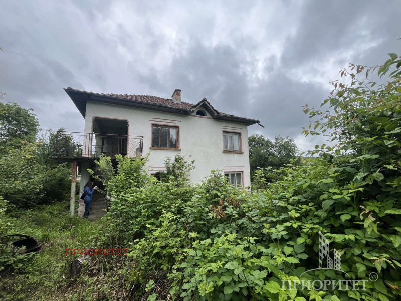 Продава КЪЩА, област София, гр. Ботевград • 48000 € • 63552489 1 — Holmes.bg Продава КЪЩА, област София, гр. Ботевград • 48000 € • 63552489 1
