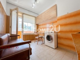 Обява Продава 3-СТАЕН,град Пазарджик, Център