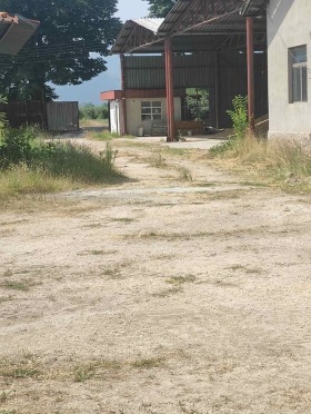 Снимка Продава ПРОМ. ПОМЕЩЕНИЕ