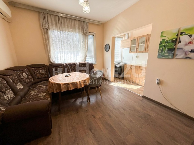 Продава 3-СТАЕН, град Варна, Лятно кино Тракия • 205000 € / 400945.15 лв. • 55654806 1 — Holmes.bg Продава 3-СТАЕН, град Варна, Лятно кино Тракия • 205000 € / 400945.15 лв. • 55654806 1