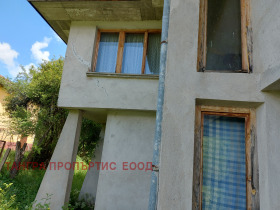 Продажба на имоти в с. Дивля, област Перник - изображение 3 