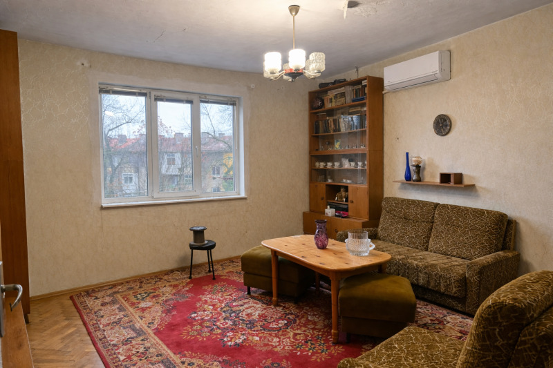 Продава 3-СТАЕН, град София, Захарна фабрика • 140000 € / 273816.20 лв. • 46707838 1 — Holmes.bg Продава 3-СТАЕН, град София, Захарна фабрика • 140000 € / 273816.20 лв. • 46707838 1