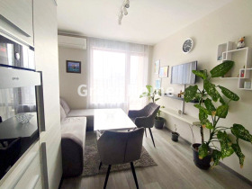 Обява Продава 2-СТАЕН,град Варна, Гранд Мол