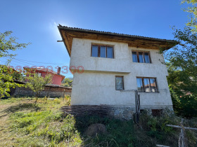 Обява Продава КЪЩА,гр. Копривщица, област София