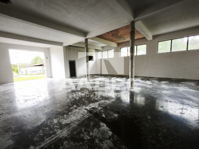 Продава ПРОМ. ПОМЕЩЕНИЕ, град София, с. Волуяк • 265000 € • 82015259 1 — Holmes.bg Продава ПРОМ. ПОМЕЩЕНИЕ, град София, с. Волуяк • 265000 € • 82015259 1