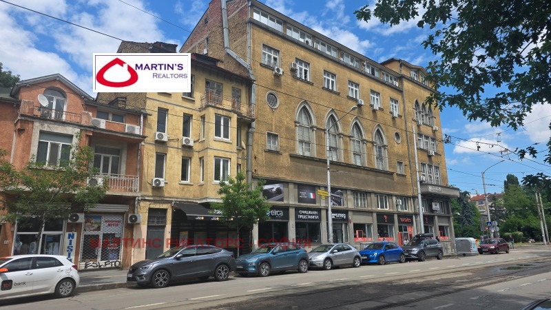Продава 3-СТАЕН, град София, Център • 199000 € / 389210.17 лв. • 48272707 1 — Holmes.bg Продава 3-СТАЕН, град София, Център • 199000 € / 389210.17 лв. • 48272707 1