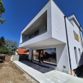 Продава КЪЩА, град София, с. Лозен • 839000 € / 1640941.37 лв. • 33899905 1 — Holmes.bg Продава КЪЩА, град София, с. Лозен • 839000 € / 1640941.37 лв. • 33899905 1