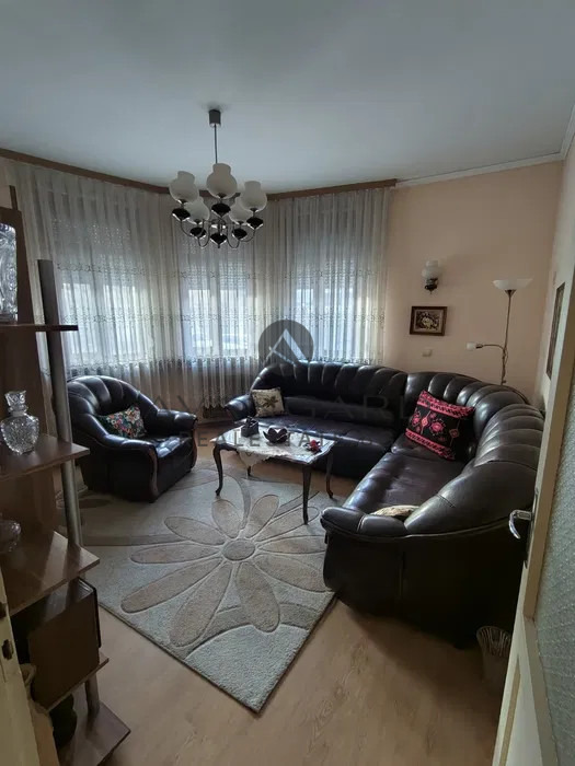 Продава ЕТАЖ ОТ КЪЩА, град Пловдив, Център • 183999 € / 359870.76 лв. • 56106292 1 — Holmes.bg Продава ЕТАЖ ОТ КЪЩА, град Пловдив, Център • 183999 € / 359870.76 лв. • 56106292 1