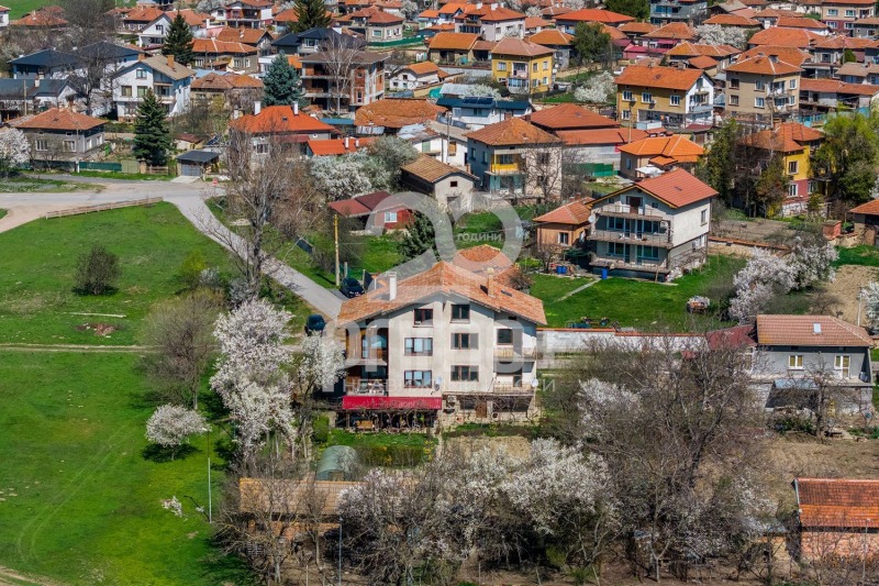 Продава КЪЩА, област София, гр. Елин Пелин • 269000 € / 526118.27 лв. • 30351093 1 — Holmes.bg Продава КЪЩА, област София, гр. Елин Пелин • 269000 € / 526118.27 лв. • 30351093 1