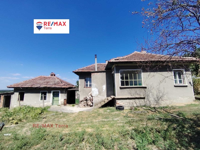 Продава КЪЩА, област Враца, с. Остров • 15000 € • 56934275 1 — Holmes.bg Продава КЪЩА, област Враца, с. Остров • 15000 € • 56934275 1
