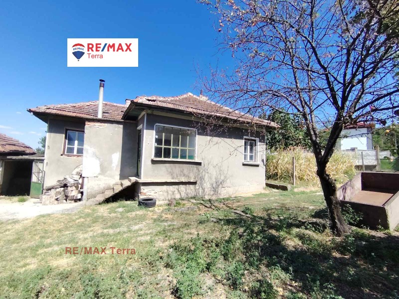 Продава КЪЩА, област Враца, с. Остров • 15000 € • 56934275 1 — Holmes.bg Продава КЪЩА, област Враца, с. Остров • 15000 € • 56934275 1
