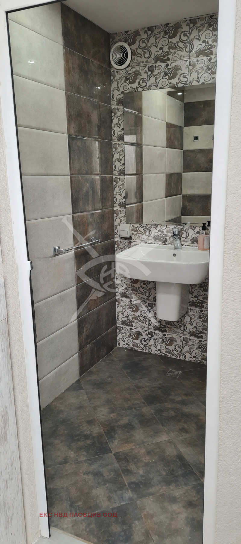Продава 3-СТАЕН, град Пловдив, Кючук Париж • 174000 € / 340314.42 лв. • 81946566 1 — Holmes.bg Продава 3-СТАЕН, град Пловдив, Кючук Париж • 174000 € / 340314.42 лв. • 81946566 1