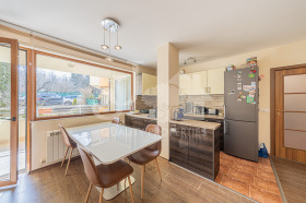 3-СТАЕН, 135 m2 - Holmes.bg 3-СТАЕН, 135 m2