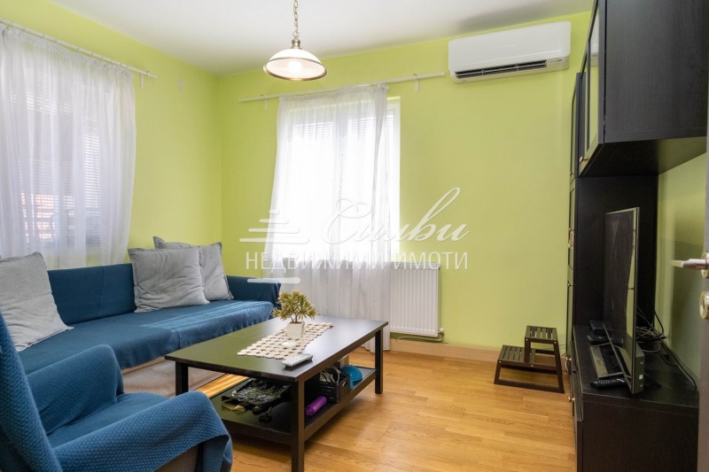 Продава ЕТАЖ ОТ КЪЩА, град Шумен, Военно училище • 165000 € • 27782885 1 — Holmes.bg Продава ЕТАЖ ОТ КЪЩА, град Шумен, Военно училище • 165000 € • 27782885 1