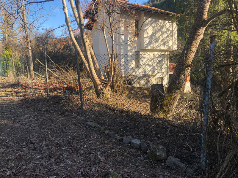 Продава КЪЩА, област София, гр. Драгоман • 88000 € / 172113.04 лв. • 76829669 1 — Holmes.bg Продава КЪЩА, област София, гр. Драгоман • 88000 € / 172113.04 лв. • 76829669 1