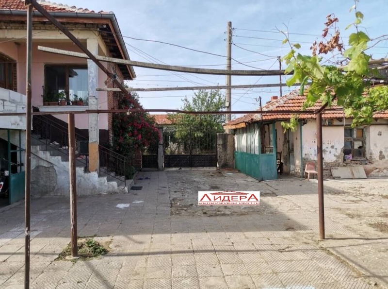 Продава  Къща, област Пловдив, с. Милево • 65 000 EUR • ID 24846817 — holmes.bg - [1] 
