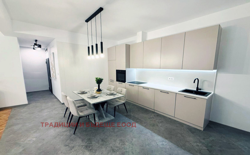 Продава 3-СТАЕН, град София, Център • 439500 € / 859587.29 лв. • 22196325 1 — Holmes.bg Продава 3-СТАЕН, град София, Център • 439500 € / 859587.29 лв. • 22196325 1