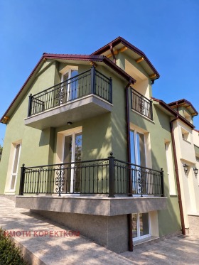 Продава Къща, град София