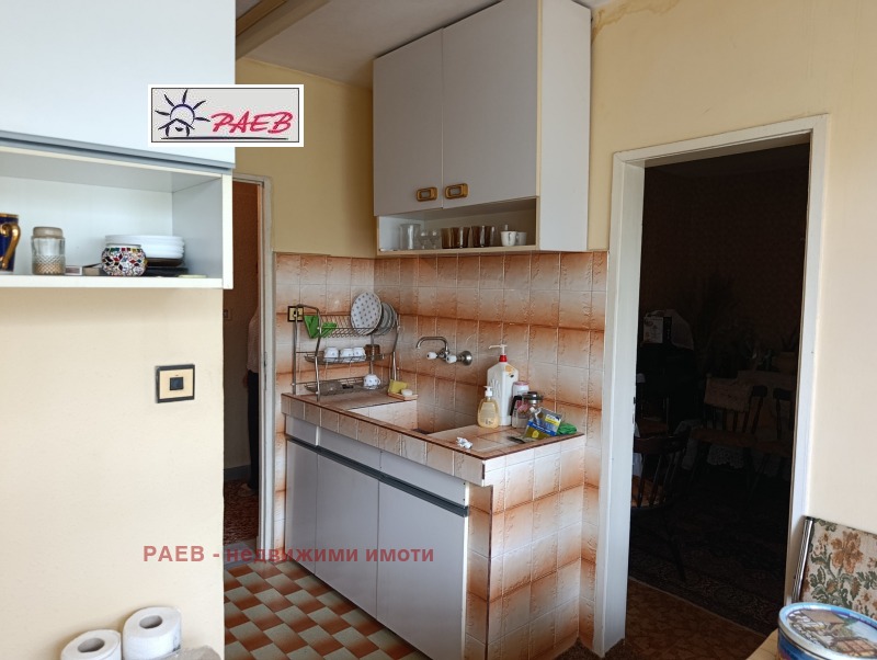 Продава 4-СТАЕН, град Русе, Чародейка - Юг • 92500 € • 38477963 1 — Holmes.bg Продава 4-СТАЕН, град Русе, Чародейка - Юг • 92500 € • 38477963 1