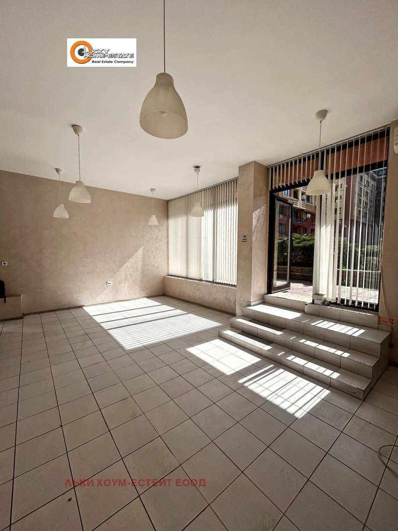 Продава ОФИС, град София, Дружба 2 • 135000 € / 264037.05 лв. • 82781597 1 — Holmes.bg Продава ОФИС, град София, Дружба 2 • 135000 € / 264037.05 лв. • 82781597 1