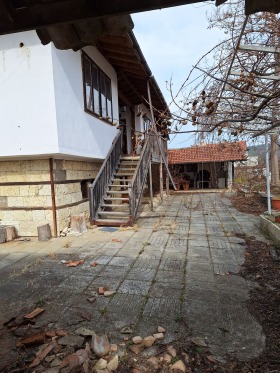Продажба на имоти в с. Аспарухово, област Варна - изображение 11 