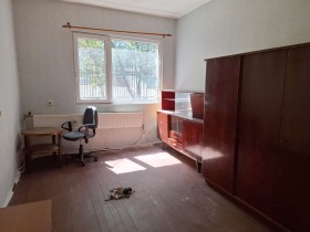 Обява Продава ЕТАЖ ОТ КЪЩА,град София, Борово