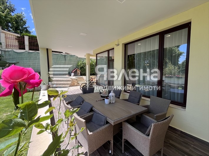 Продава КЪЩА, град Варна, м-т Манастирски рид • 465000 € / 909460.95 лв. • 12146990 1 — Holmes.bg Продава КЪЩА, град Варна, м-т Манастирски рид • 465000 € / 909460.95 лв. • 12146990 1