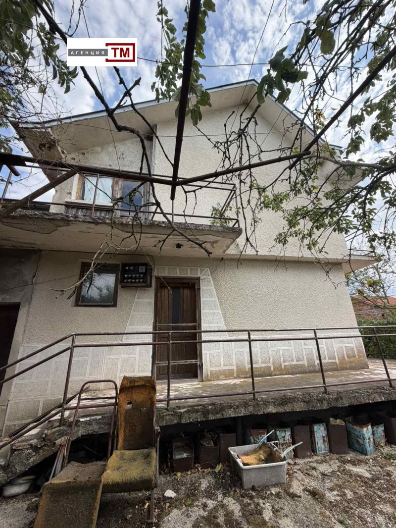Продава КЪЩА, област Стара Загора, с. Тополяне • 65000 € • 85033054 1 — Holmes.bg Продава КЪЩА, област Стара Загора, с. Тополяне • 65000 € • 85033054 1