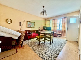 Обява Продава 3-СТАЕН,град Добрич, Център