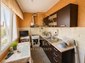 Обява Продава 4-СТАЕН,град Плевен, Широк център>