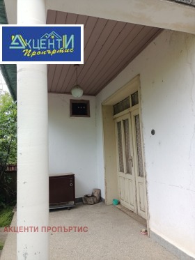 Продажба на имоти в с. Поликраище, област Велико Търново - изображение 10 