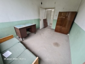 Продава САМОСТОЯТЕЛНА СГРАДА | Imot.bg — малка снимка 3