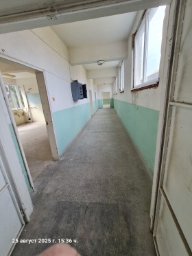 Продава САМОСТОЯТЕЛНА СГРАДА | Imot.bg — малка снимка 4