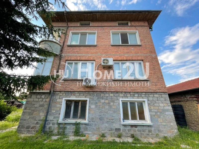 Продава ЕТАЖ ОТ КЪЩА, град Пловдив, Прослав • 157900 € / 308825.56 лв. • 35953903 1 — Holmes.bg Продава ЕТАЖ ОТ КЪЩА, град Пловдив, Прослав • 157900 € / 308825.56 лв. • 35953903 1