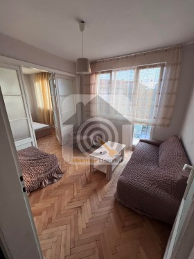 Продажба на етажи от къща в град София - изображение 2 