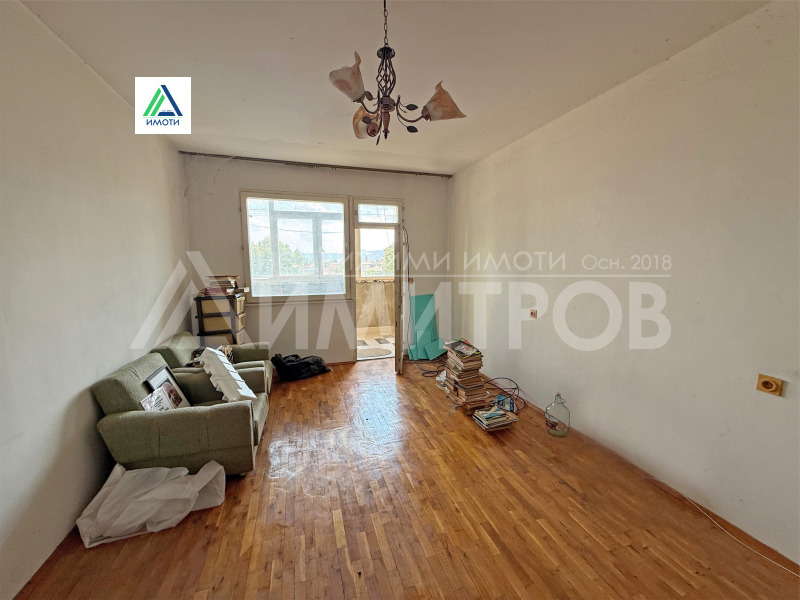 Продава 2-СТАЕН, област Шумен, гр. Нови пазар • 75000 € • 81896331 1 — Holmes.bg Продава 2-СТАЕН, област Шумен, гр. Нови пазар • 75000 € • 81896331 1